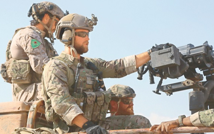PKK’lı terörist, ABD’li komutanın yanında