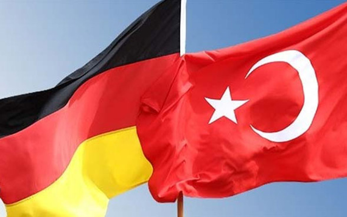Türkiye'den Almanya'ya sert FETÖ tepkisi