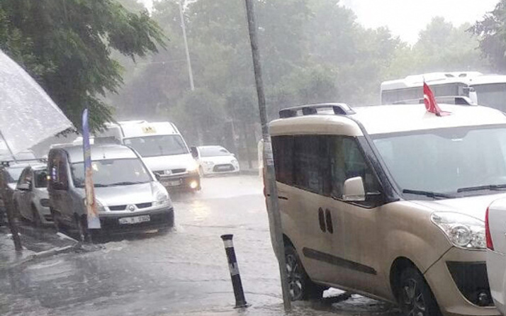 Ankara saatlik hava durumu şiddetli yağmura dikkat