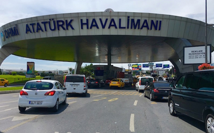 İstanbul'daki havalimanlarında 1 saat ücretsiz otopark dönemi