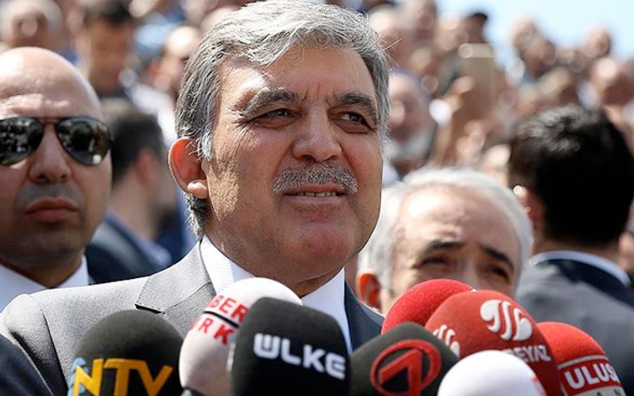  Abdullah Gül'den darbe mesajı! Büyük acılar yaşattı