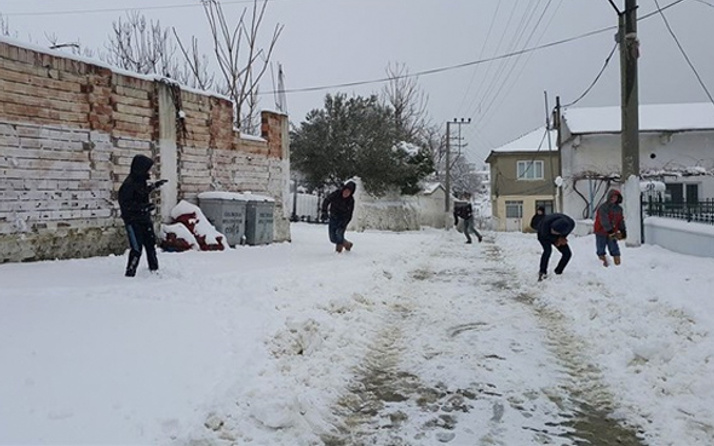 Ardahan'da pazartesi okullar tatil mi valiliğin 15 Ocak kararı