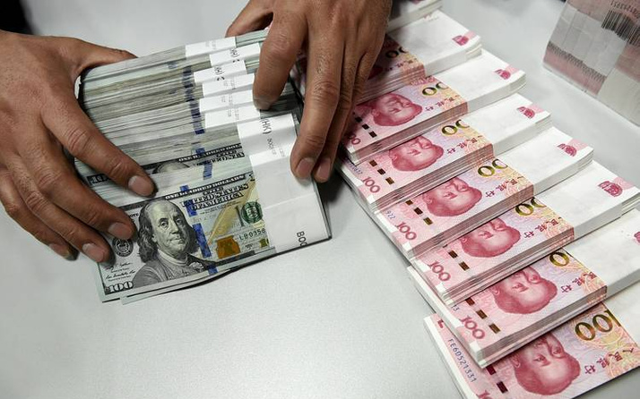 Dolar saat 10.00'dan sonra bir anda fırladı sebebi hem küresel hem de...