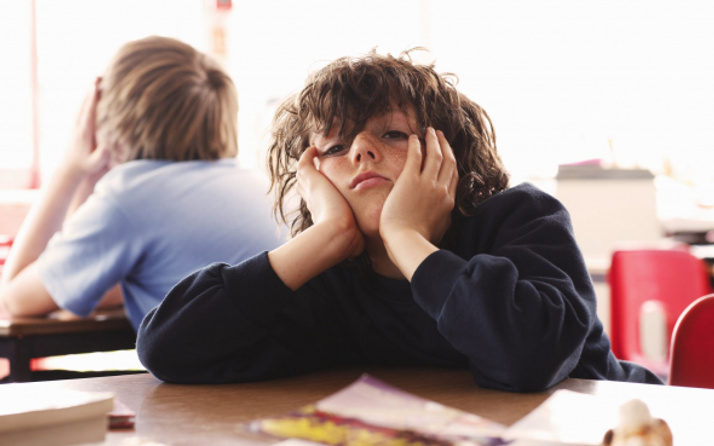 Çocukların okuldaki başarısızlık için terapiye ihtiyaç var mı?