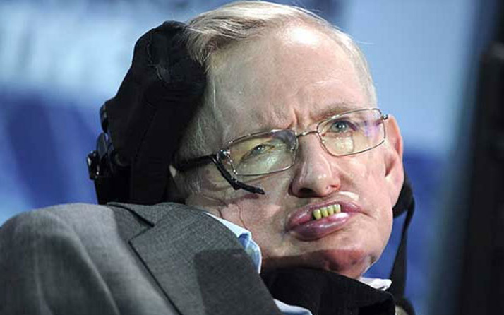 Stephen Hawking'in eşyaları rekor fiyata satıldı
