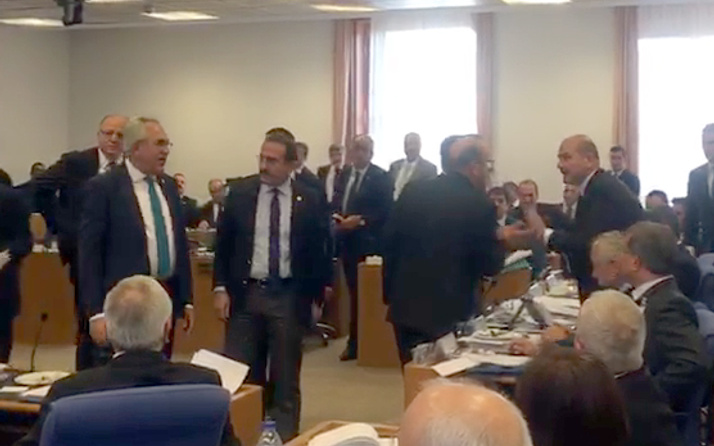 Süleyman Soylu'dan HDP'li vekile: 'Çocuklara tecavüzden bahsedin'