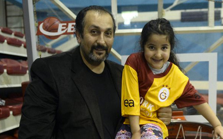 Galatasaray'dan böyle istifa etti: Çocuğumun kumbarasından para alıyorum