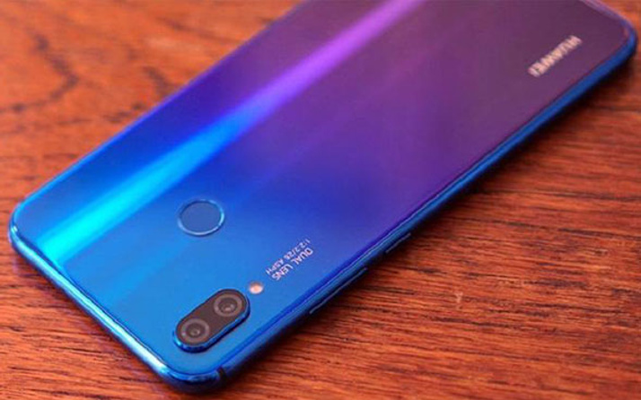 Huawei P Smart 2019'un yeni görüntüleri sızdılırdı