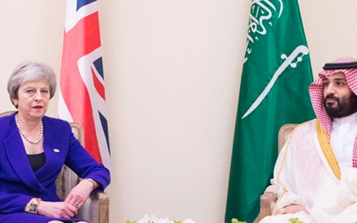 Theresa May'den Suudi Arabistan'a "Türk yetkililerle tam iş birliği" çağrısı