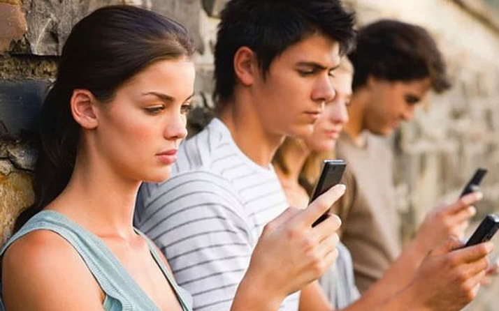 O devlet cep telefonları için sınırsız internet dönemi başlatıyor!