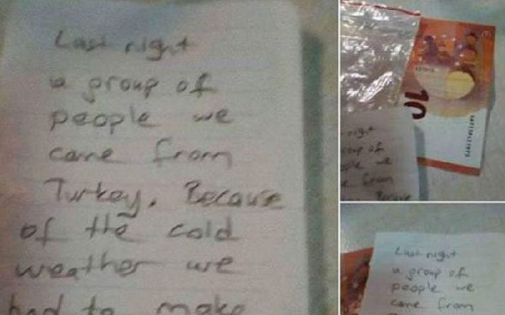Yunanistan'da şaşırtan olay mülteciler ısınmak için odunları kafeye para ve not bıraktı