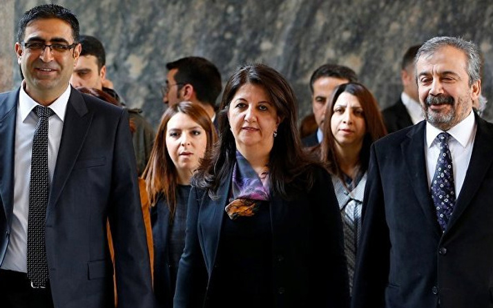 HDP'li Pervin Buldan'la Sırrı Süreyya hakkında flaş karar!