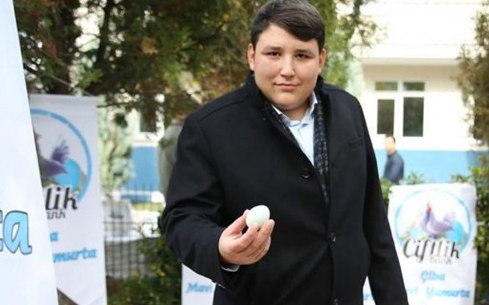 Tosun'un keyfi yerinde! Yeni fotoğrafı ortaya çıktı