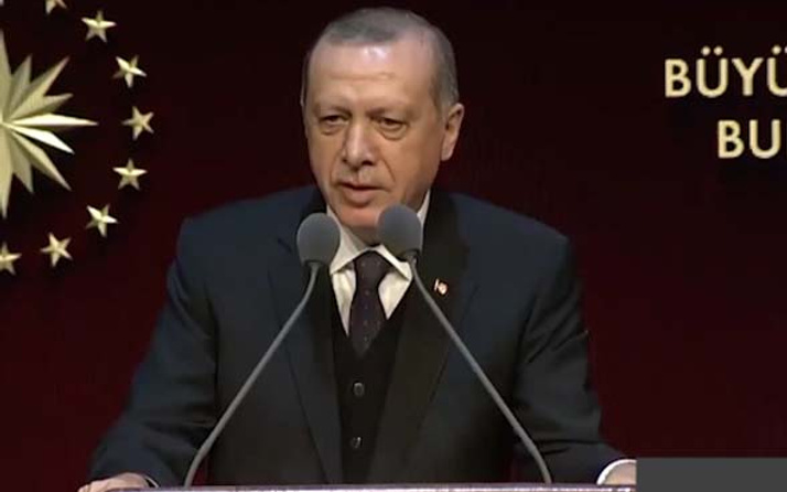 Cumhurbaşkanı Erdoğan'ı duygulandıran fotoğraf! 36 yıl önce... 