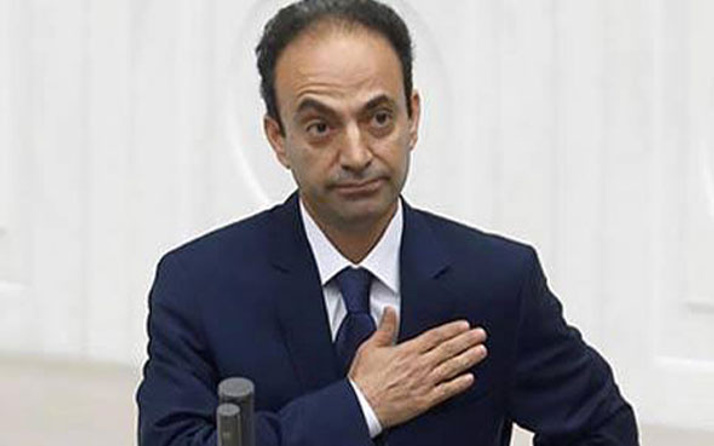 Baydemir ve Selma Irmak'ın vekilliği düşürüldü