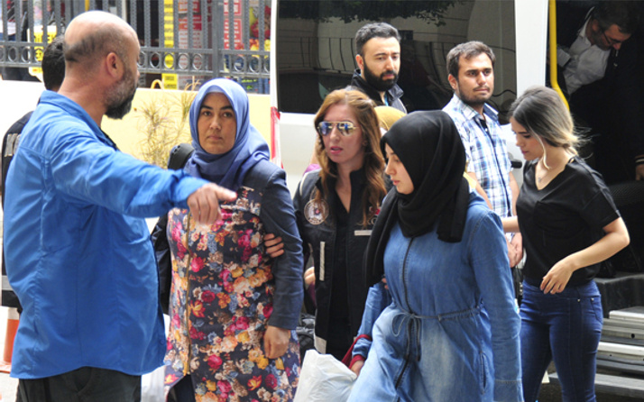 Adana'da FETÖ operasyonunda gözaltılar