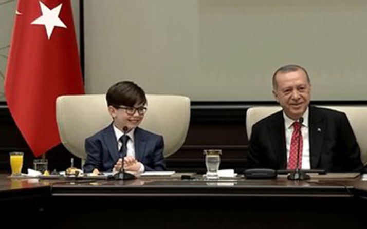 Erdoğan koltuğunu 'Fatih'e bıraktı! Neler konuşuldu?..