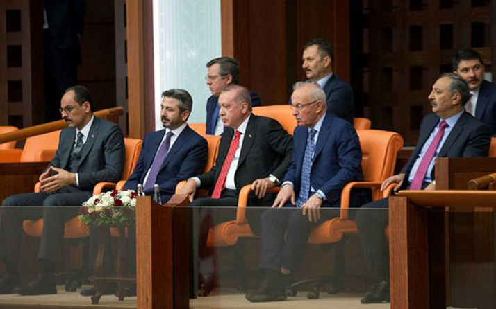 Cumhurbaşkanı Erdoğan Meclis'i terketti! Yaşananlar rezalet...
