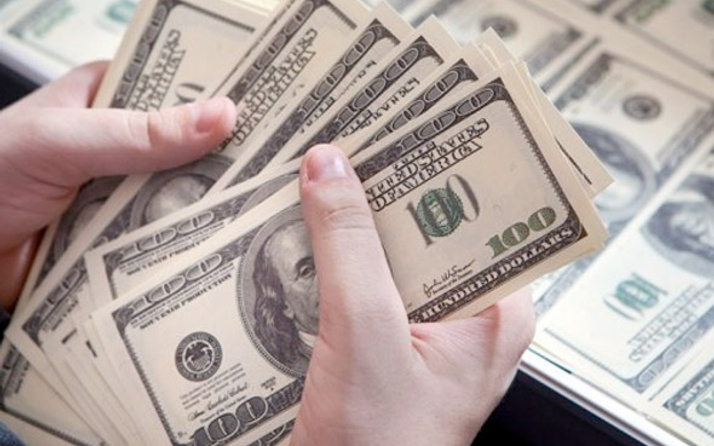 Dolar kuru 4.45'i devirdi! Rekor üstüne rekor kırdı
