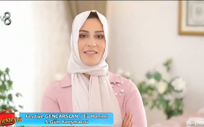 Yemekteyiz Fevziye Gençarslan kimdir kaç yaşında sivri dili olay oldu