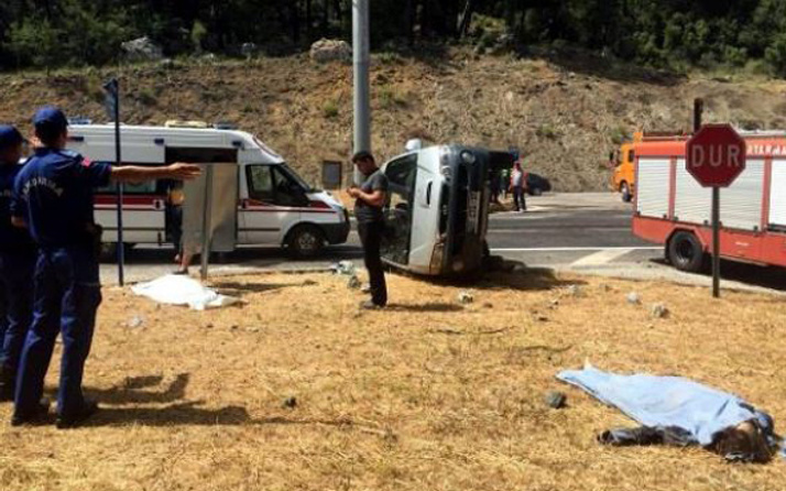 Antalya'da korkunç kaza! Çok sayıda ölü ve yaralı var