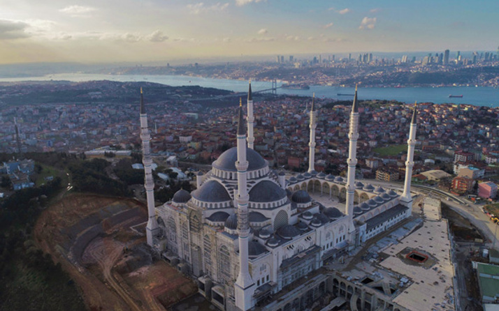 Çamlıca Camii'nde flaş gelişme Erdoğan Kadir gecesi demişti