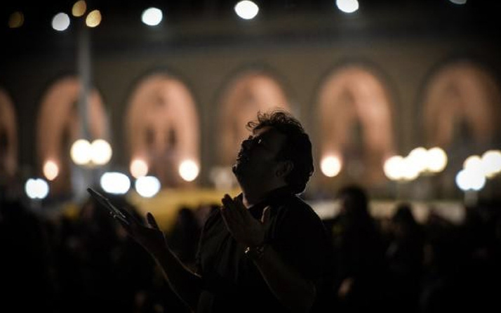 Kadir gecesi namazı 12 rekatlık namaz kılışını-saat kaçta kılınır?