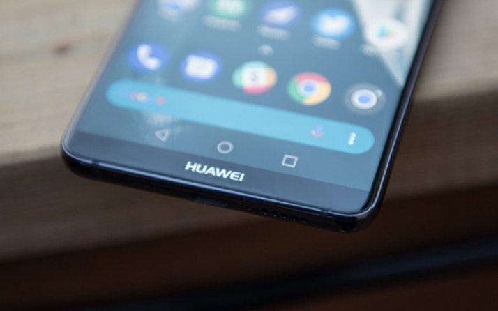 Huawei Mate 20'nin görüntüleri sızdırıldı!