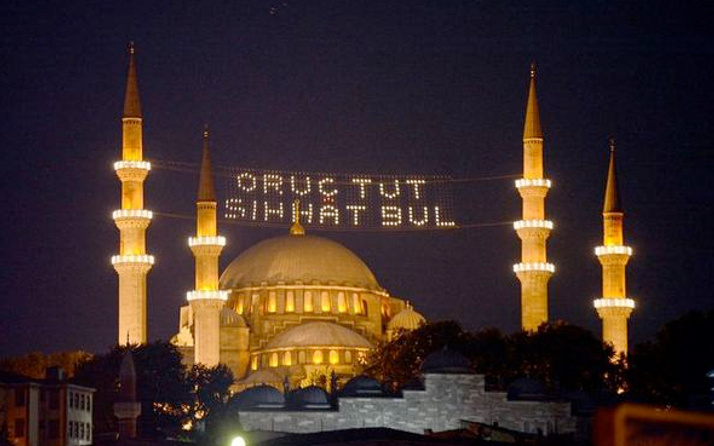 Ramazan'da kilo almamak için sahurda bunu için tok kalın