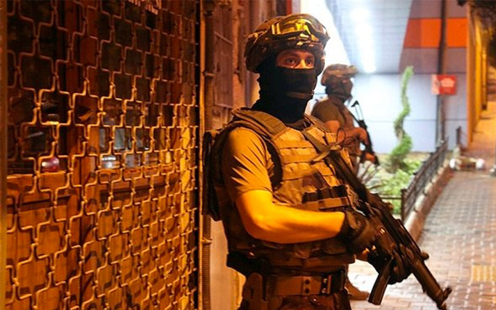  İstanbul’da şafak vakti narkotik operasyonu: Çok sayda gözaltı