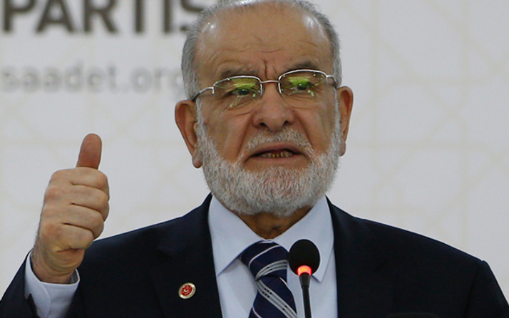 Karamollaoğlu'ndan "sızliyeah" paylaşımı!