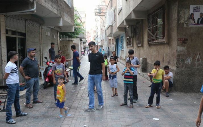 Diyarbakır'da çocuk tacizcisine mahalle dayağı