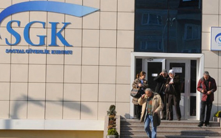 Emekli fark ödemesi kaç para 1. grup zamlı maaş ayın kaçında?