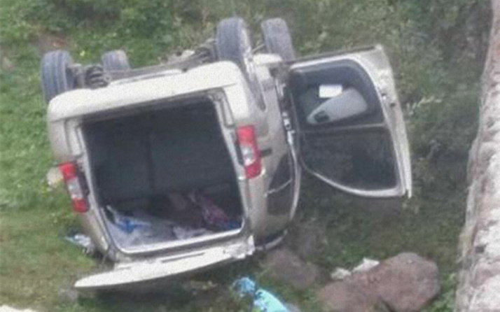 Türbe ziyaretine giderken kaza: 1 ölü, 4 yaralı!