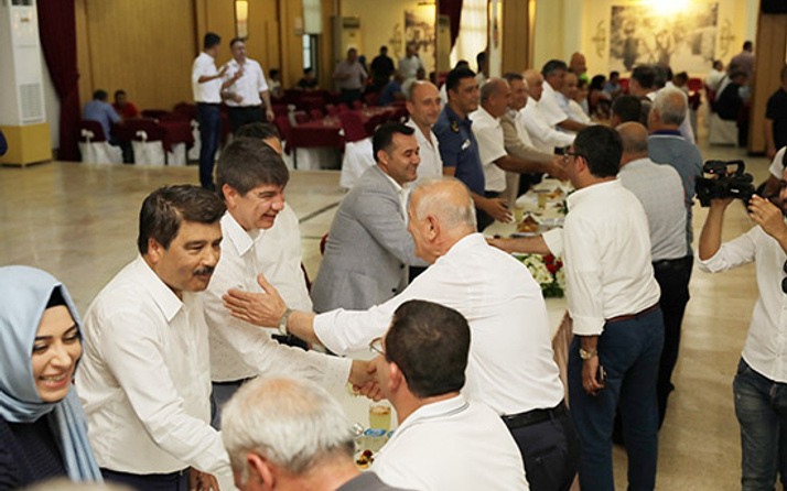 Başkan Türel Alanya’da halkla bayramlaştı