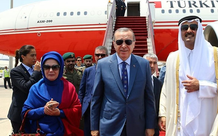 Katar Emiri'nden Erdoğan'a büyük jest!