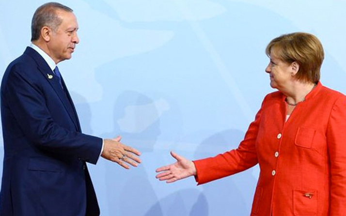 Erdoğan Almanya'da kimlerle görüşecek?
