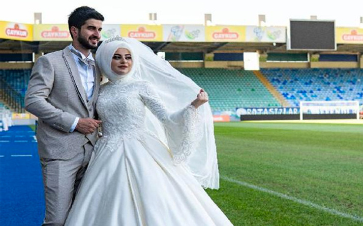 Fanatik taraftar, düğün fotoğrafı için bakın nereyi seçti