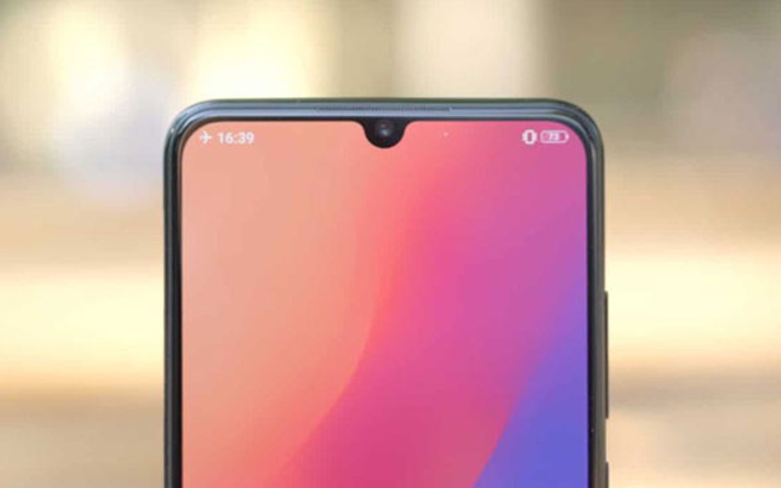 Tasarımı ile dikkat çeken Vivo V11 tanıtıldı!