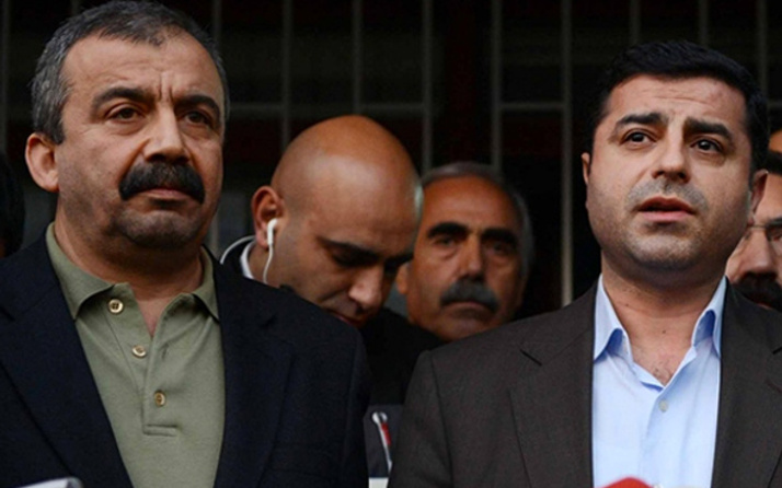 Mahkeme kararını verdi! Sırrı Süreyya Önder'e hapis cezası