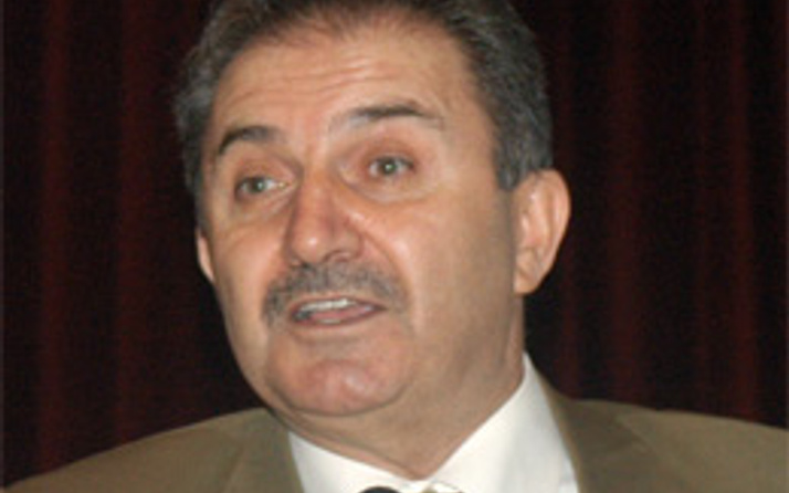 Zeybek Saadet Partisi'ne göz kırptı!