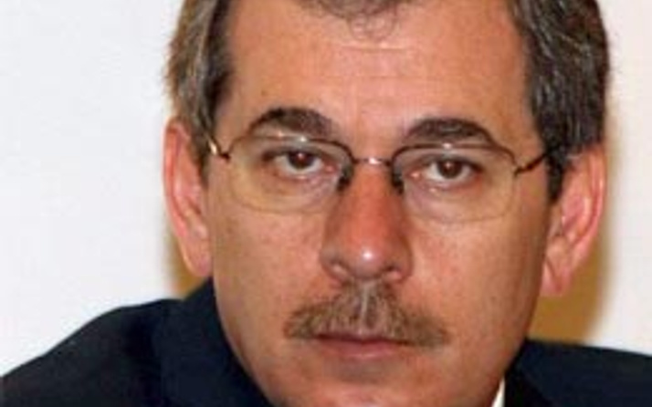 Şener'den yumurtalı demokrasi tarifi