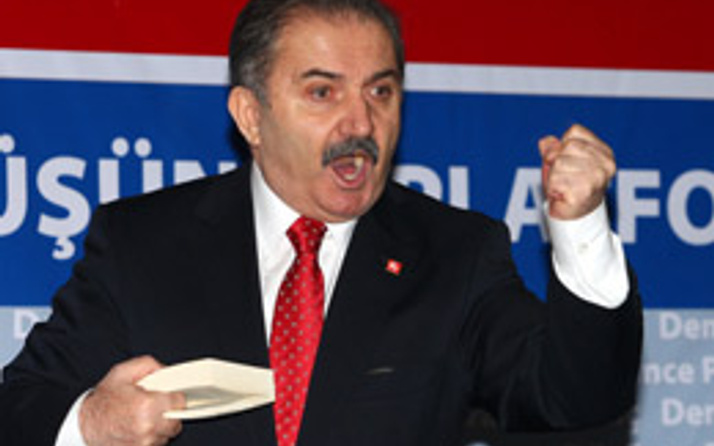 Zeybek Bahçeli'ye kasetle yüklendi