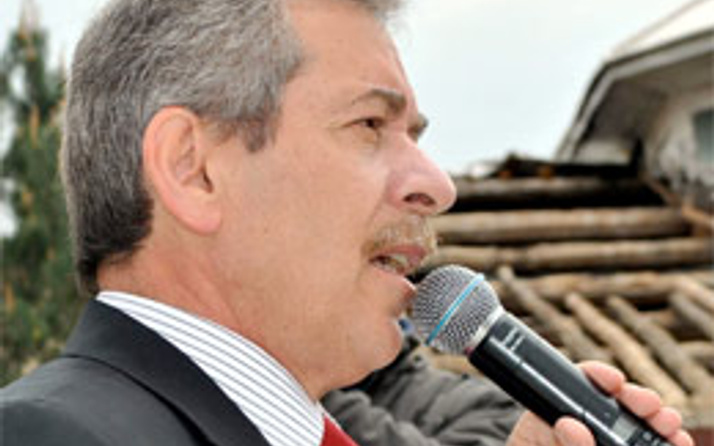 AK Parti Abdüllatif Şener'i üzdü