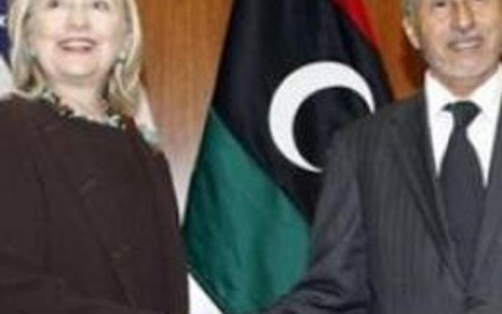 Clinton'dan 'yeni Libya' yönetimine ziyaret