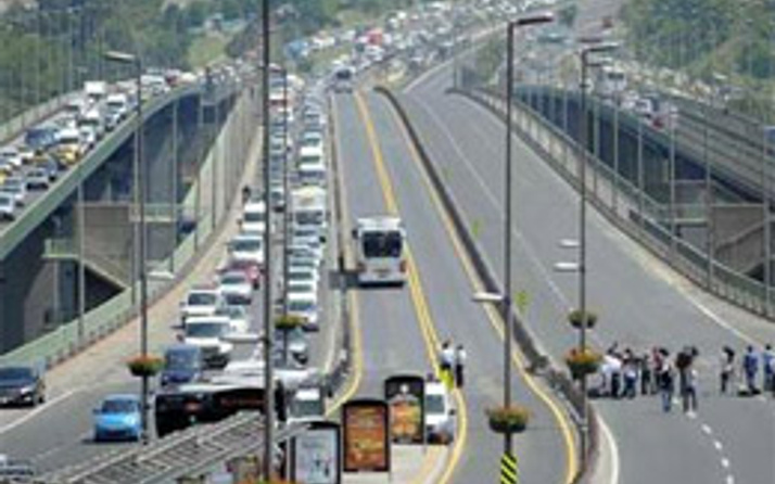 Haliç ayrıldı İstanbul trafiği felç oldu!
