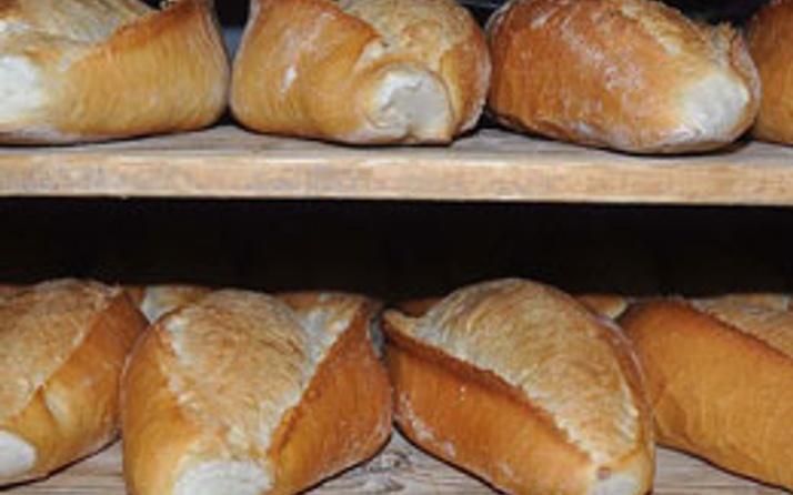 Bayat ekmek getirene taze ekmek bedava