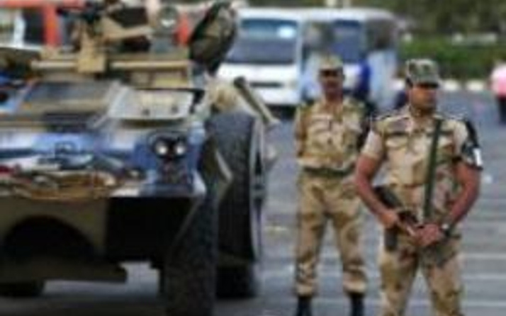 Mısır ordusundan siyasi partilere uyarı