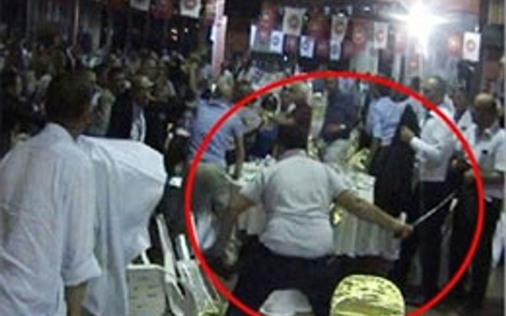 DP iftarında demir coplu kavga!