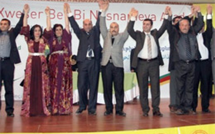 Demirtaş BDP adaylarını açıkladı